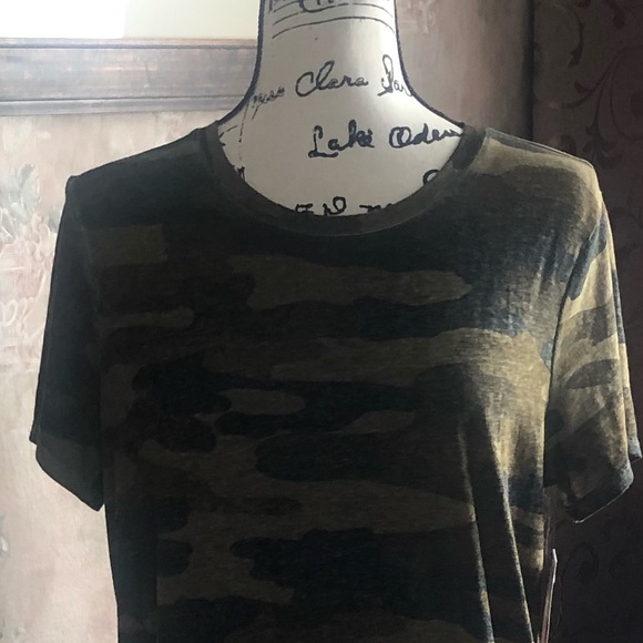 LUCKY BRAND RARE SIZE 1X CAMO TEE NWT - Picture 5 of 5